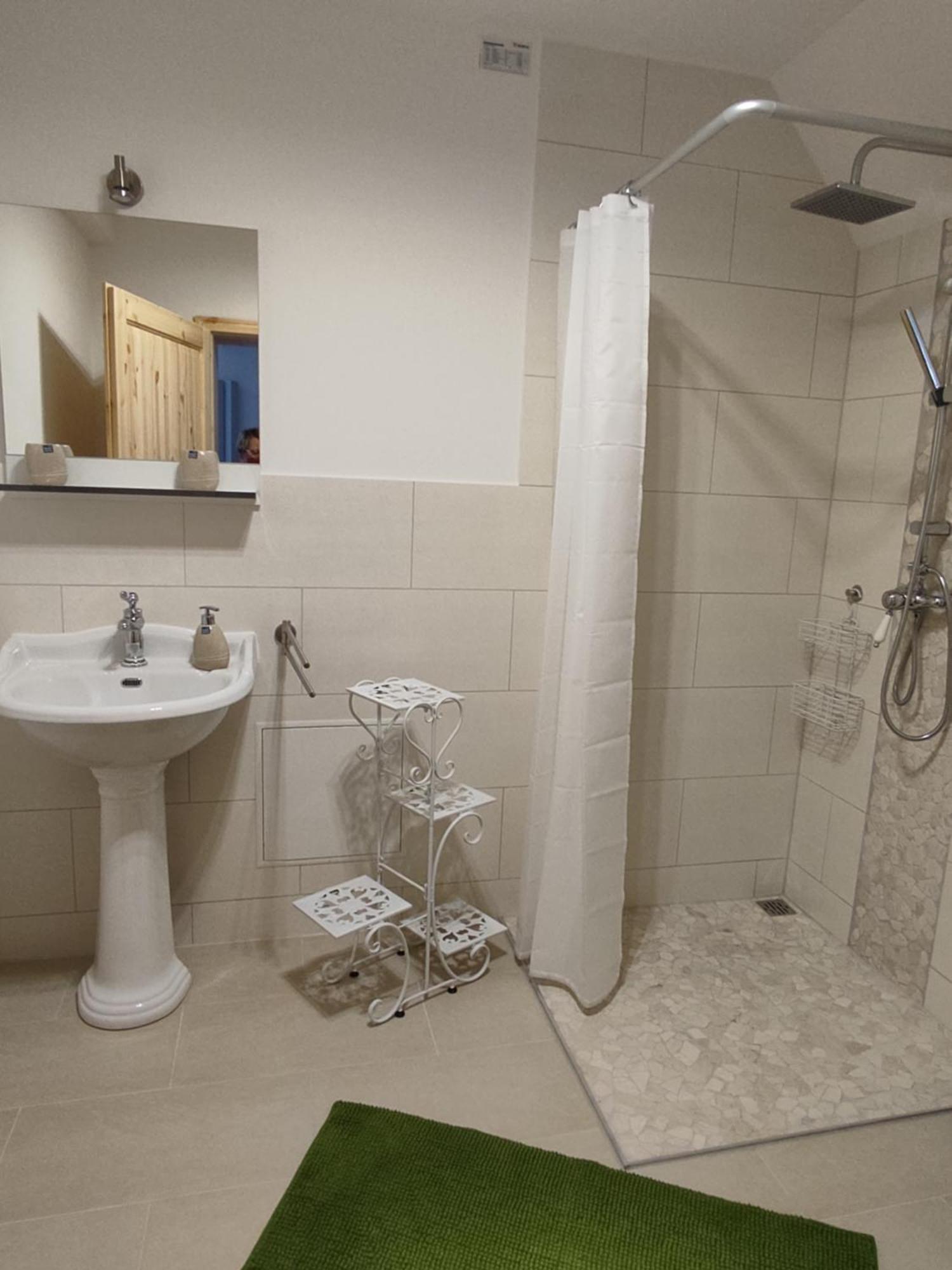Inspektorenhaus Dobbin Ferienpension Bagian luar foto